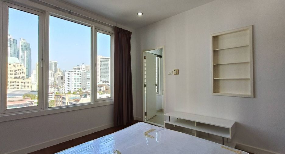 Condo en alquiler de 3 habitaciones en Khlong Toei, Bangkok