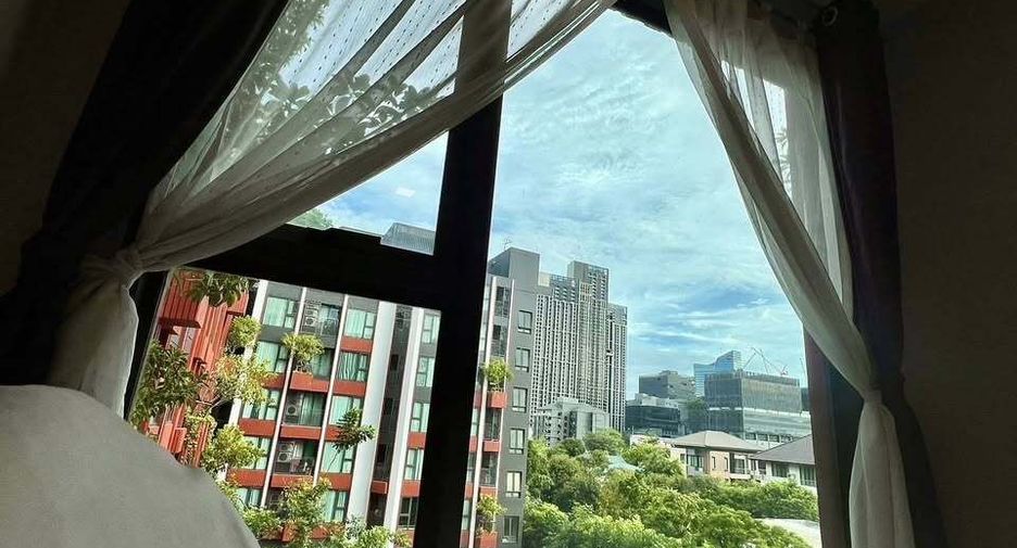 For rent 1 bed condo in Phra Khanong, Bangkok