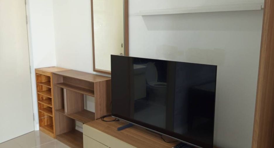 For rent studio condo in Sathon, Bangkok