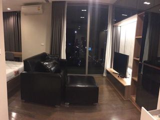 Condo en alquiler de 1 habitaciones en Sathon, Bangkok