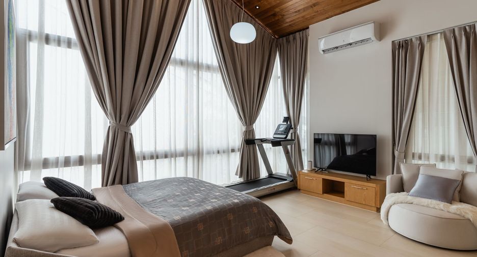 For sale 4 bedrooms villa in Thalang, Phuket