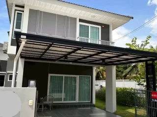 À louer 3 chambres maison à Mueang Phuket, Phuket