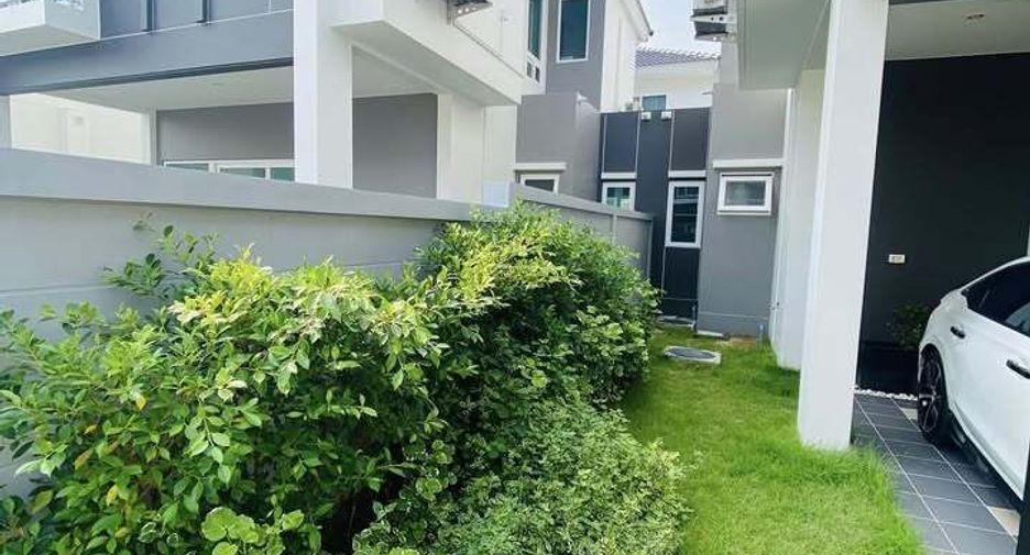 For rent 3 bedrooms house in Mueang Phuket, Phuket