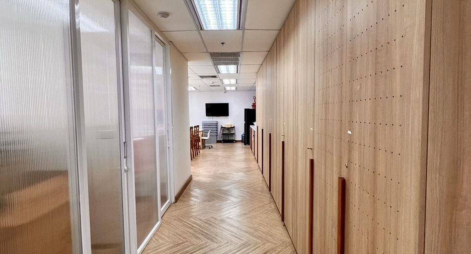 For rent office in Watthana, Bangkok