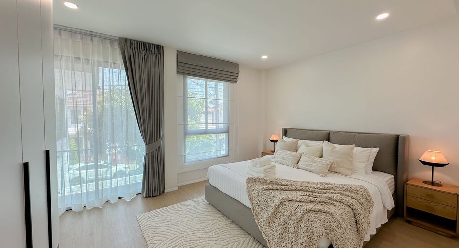 Haus zur Miete mit 3 Zimmer in Mueang Phuket, Phuket
