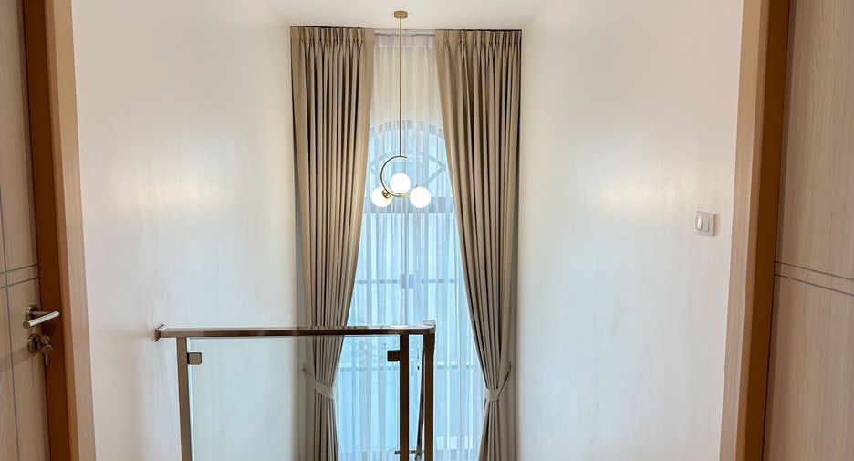 Haus zur Miete mit 3 Zimmer in Mueang Phuket, Phuket
