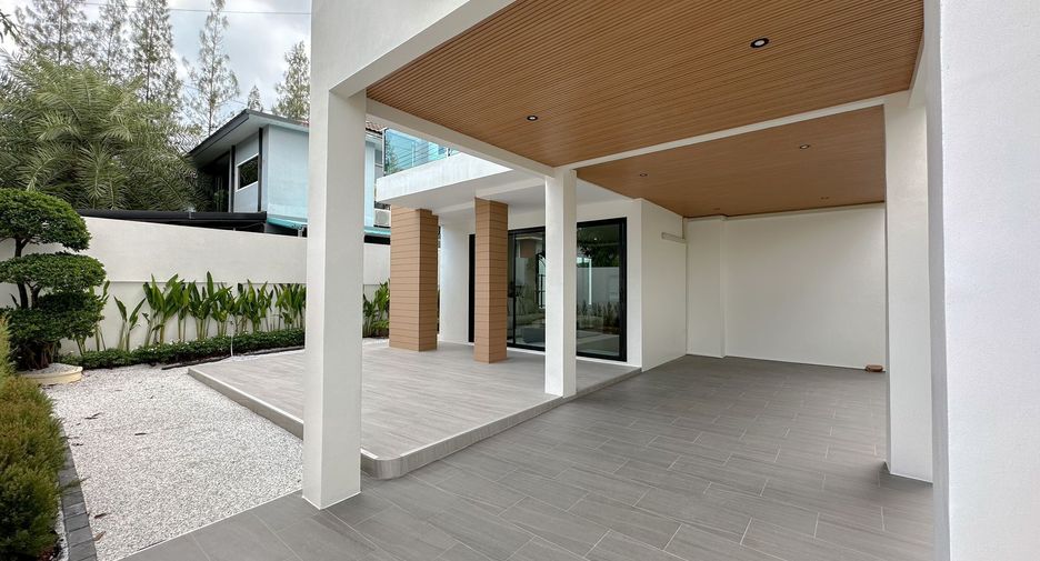 Haus zur Miete mit 3 Zimmer in Mueang Phuket, Phuket