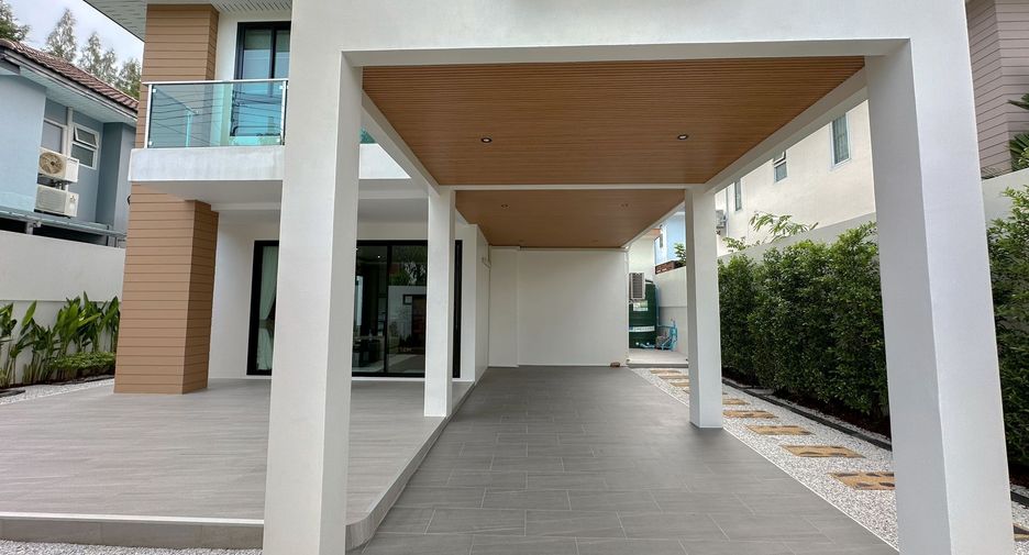 Haus zur Miete mit 3 Zimmer in Mueang Phuket, Phuket