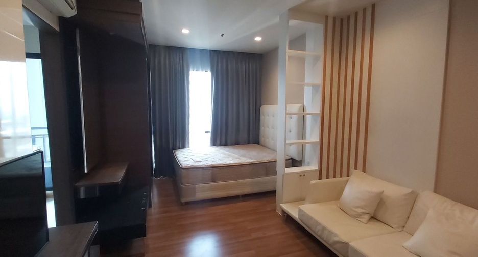 For rent 1 bed condo in Huai Khwang, Bangkok