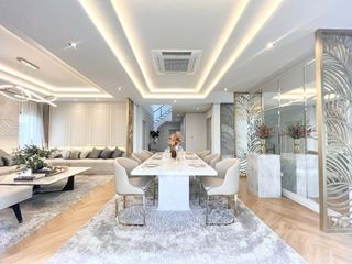 Casa en alquiler de 6 habitaciones en Bang Phli, Samut Prakan
