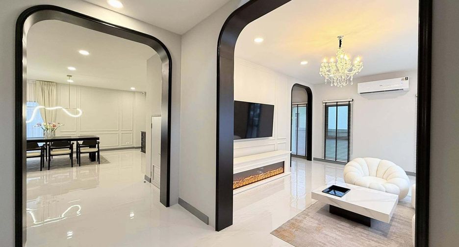 Casa en alquiler de 4 habitaciones en Bang Phli, Samut Prakan
