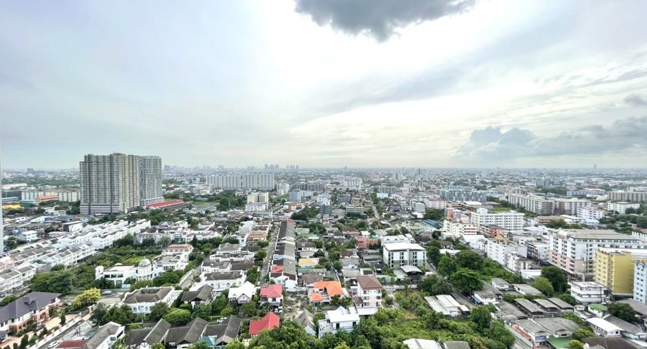 For sale 2 bedrooms condo in Phra Khanong, Bangkok