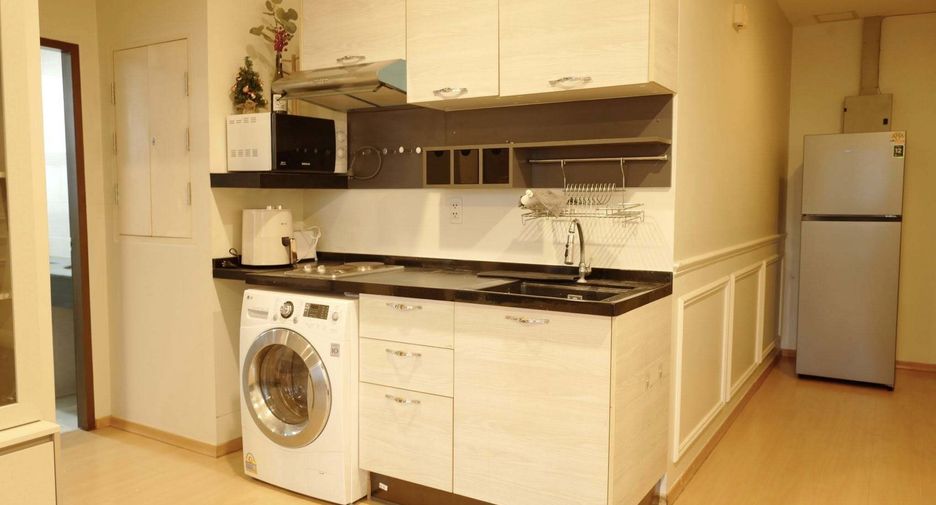 For rent 1 bed condo in Watthana, Bangkok
