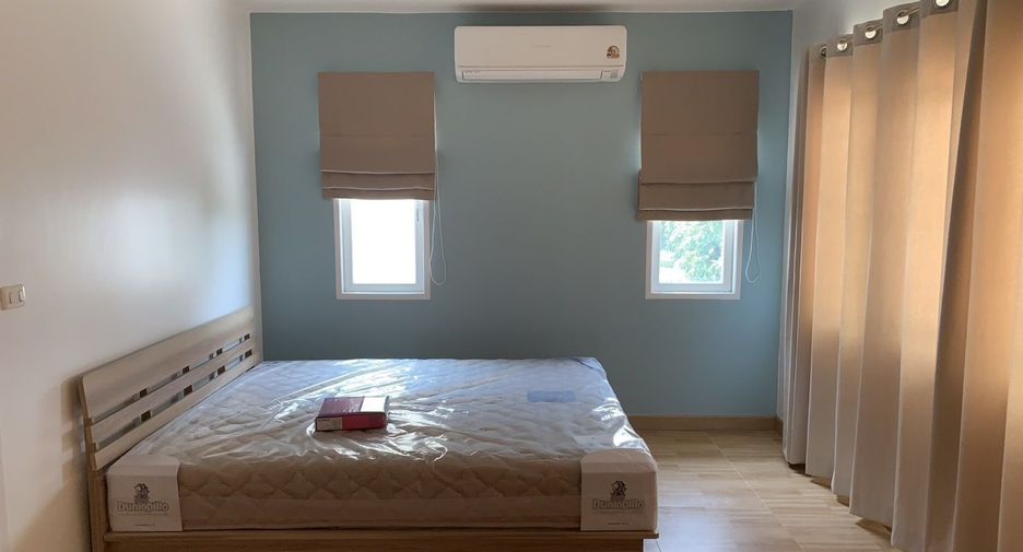 Casa en alquiler de 3 habitaciones en Bang Phli, Samut Prakan