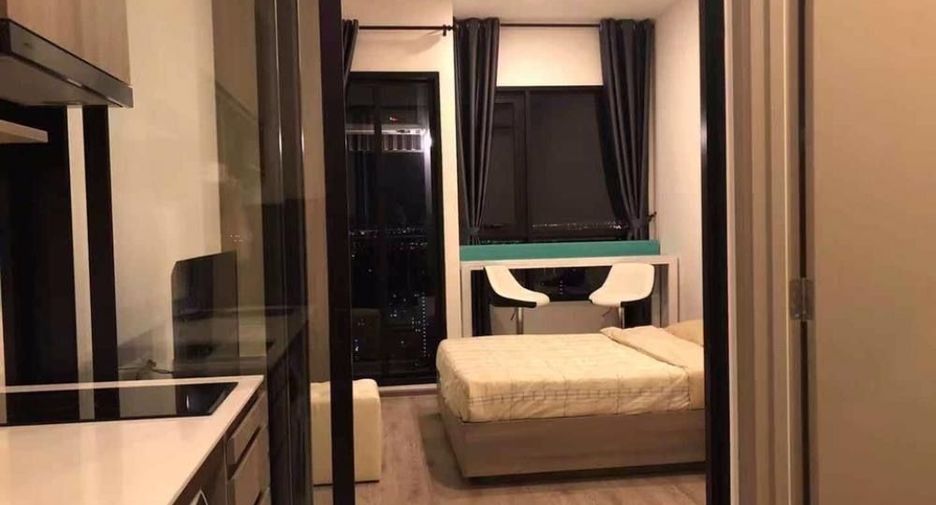 For rent 1 bed condo in Watthana, Bangkok
