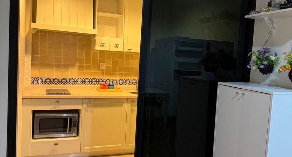 For sale 1 bed condo in Phaya Thai, Bangkok