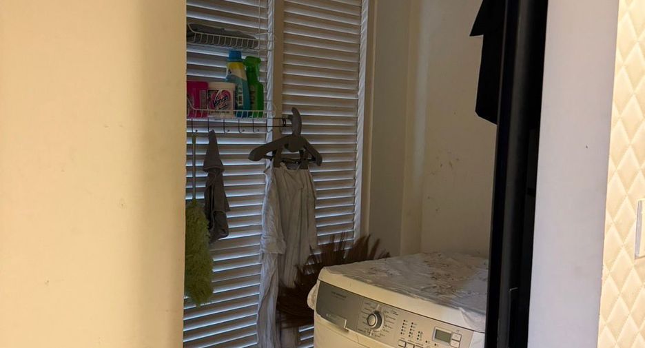 For sale 1 bed condo in Phaya Thai, Bangkok