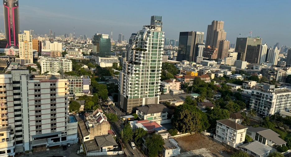For sale 1 bed condo in Phaya Thai, Bangkok