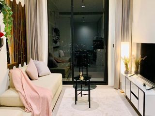 For rent 2 bedrooms condo in Khlong San, Bangkok