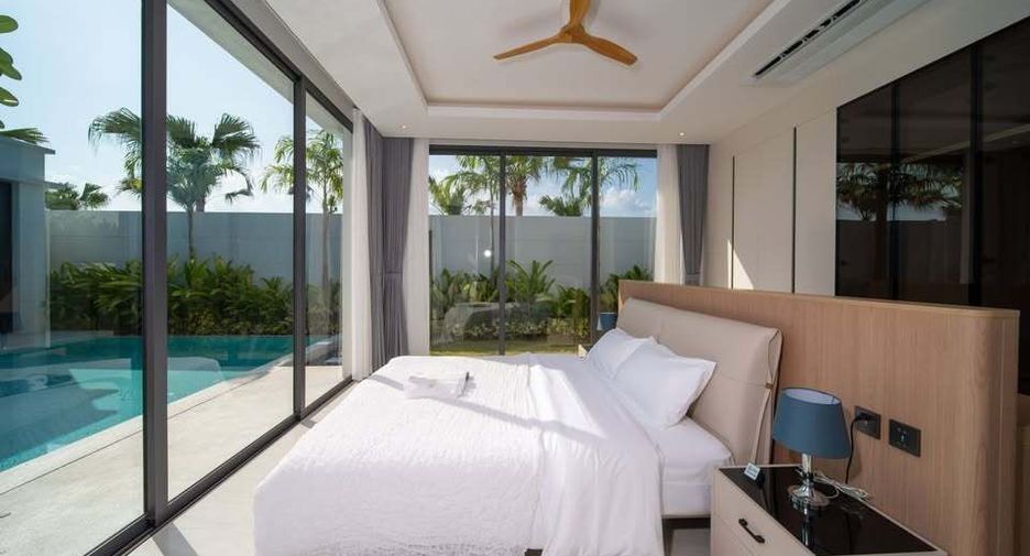 For rent 4 bedrooms villa in Mueang Phuket, Phuket