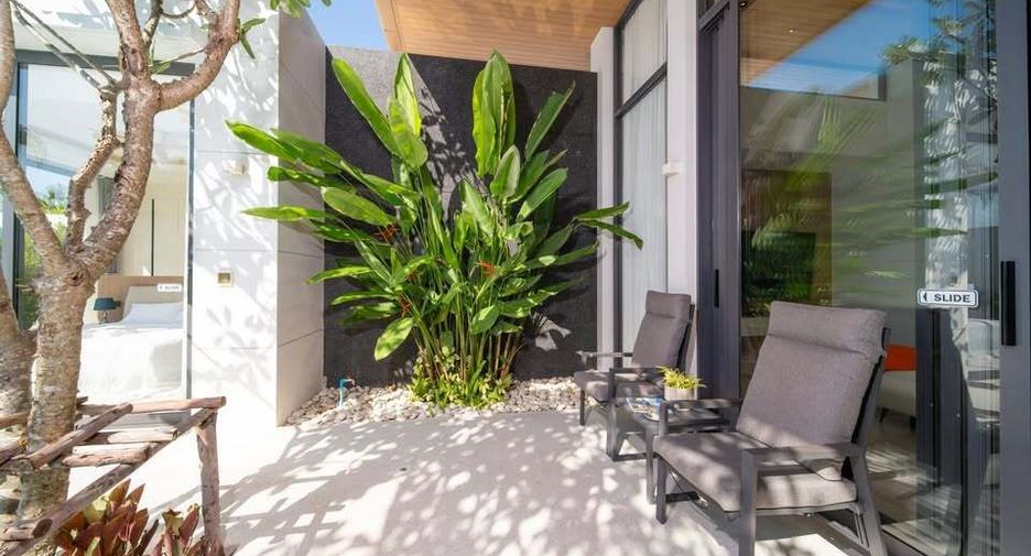 For rent 4 bedrooms villa in Mueang Phuket, Phuket