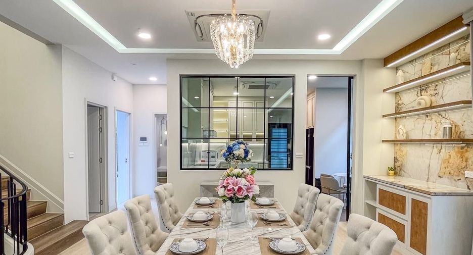 For rent 4 bedrooms house in Saphan Sung, Bangkok