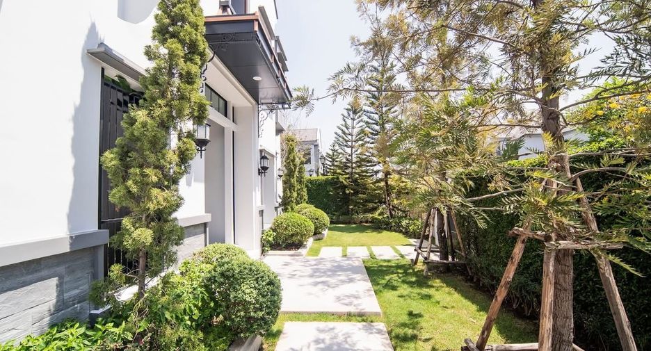 For rent 4 bedrooms house in Saphan Sung, Bangkok