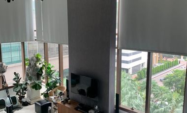 For sale 2 ベッドルーム condo in Khlong Toei, Bangkok
