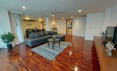 For rent 3 bedrooms condo in Sathon, Bangkok