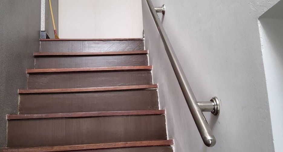 For rent 3 bedrooms house in Watthana, Bangkok