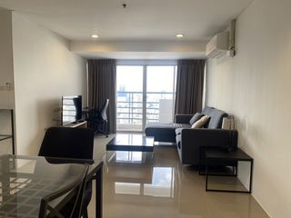 Apartamento en alquiler de 2 habitaciones en Khlong Toei, Bangkok