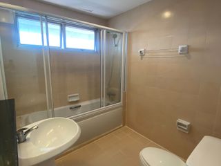 Apartamento en alquiler de 2 habitaciones en Khlong Toei, Bangkok