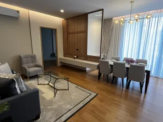 For rent 2 bedrooms apartment in Khlong Toei, Bangkok