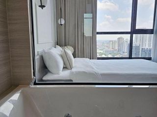 For rent 1 bed condo in Watthana, Bangkok