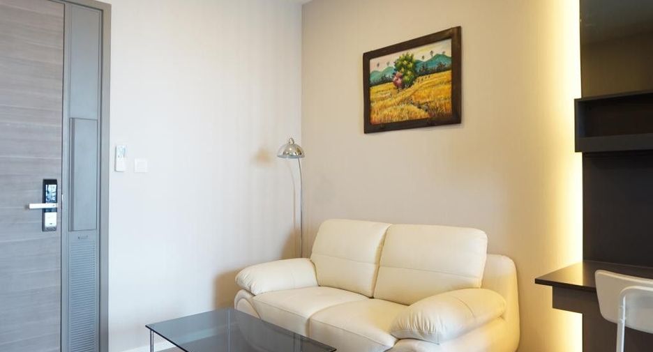Продажа 1 кровать кондо в Кхлонг Тоеи, Бангкок