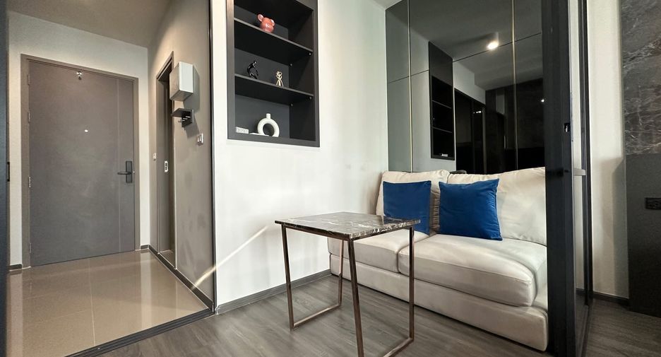 Wohnung zur Miete mit Studio in Khlong Toei, Bangkok