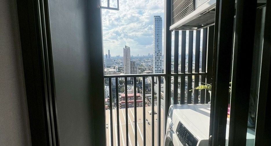 For rent 1 bed condo in Watthana, Bangkok