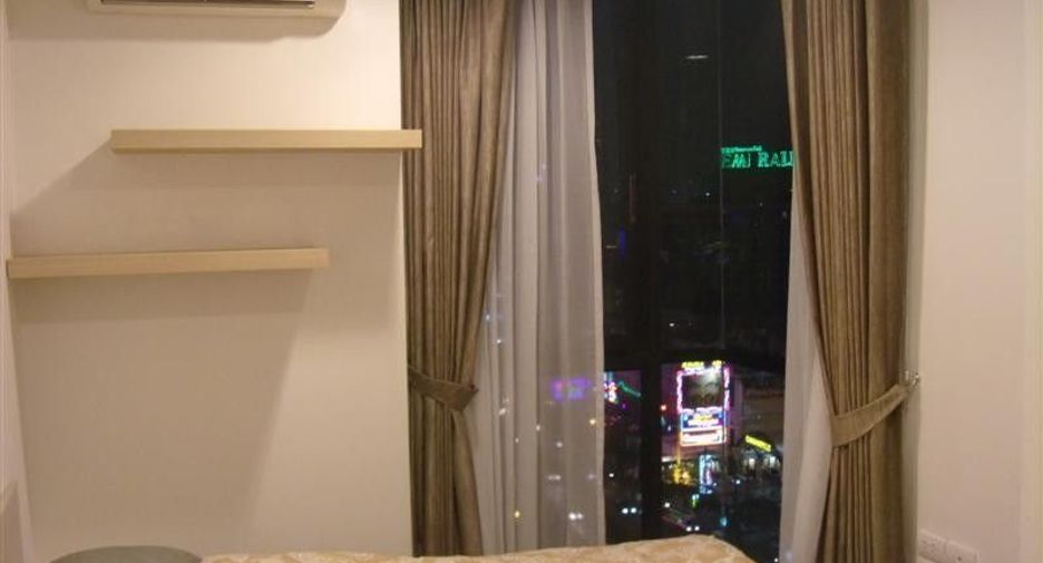 For rent 1 bed condo in Huai Khwang, Bangkok