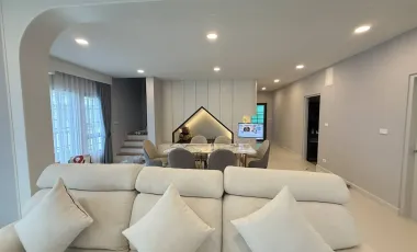 For rent 4 bedrooms house in Bang Phli, Samut Prakan