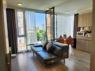 Wohnung zum Kauf mit 2 Zimmer in Phra Khanong, Bangkok