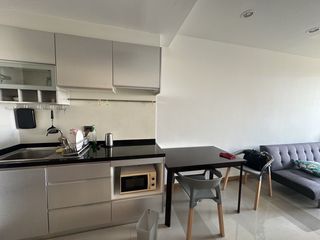 Аренда 1 кровать кондо в Хуаи Кхщанг, Бангкок