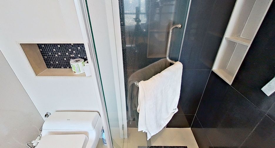 À louer 1 chambre condo à Khlong Toei, Bangkok