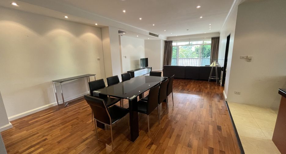 For rent 3 bedrooms condo in Watthana, Bangkok