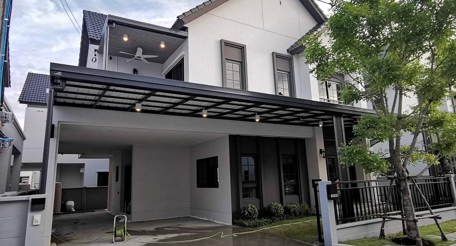 Casa en alquiler de 4 habitaciones en Bang Phli, Samut Prakan