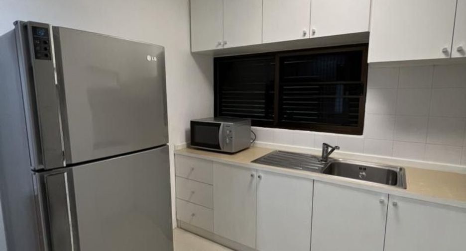Wohnung zur Miete mit 2 Zimmer in Khlong Toei, Bangkok