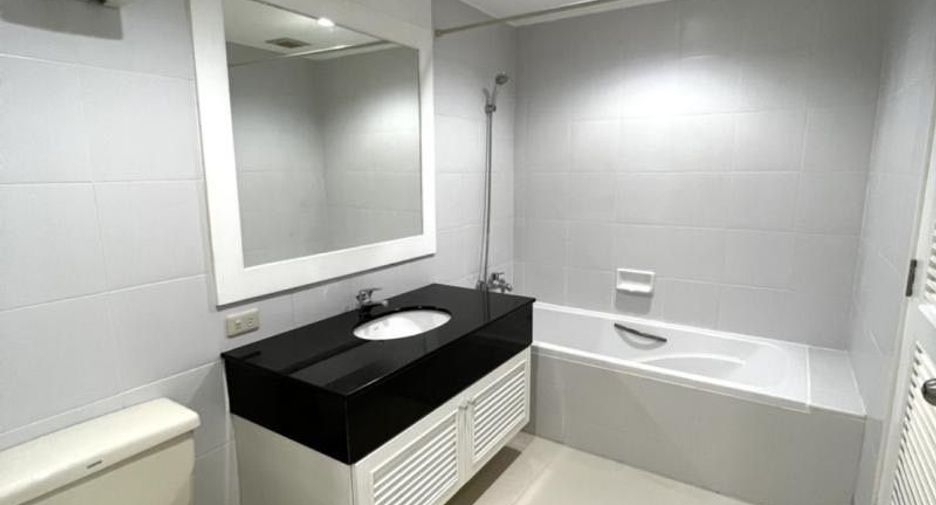 Wohnung zur Miete mit 2 Zimmer in Khlong Toei, Bangkok
