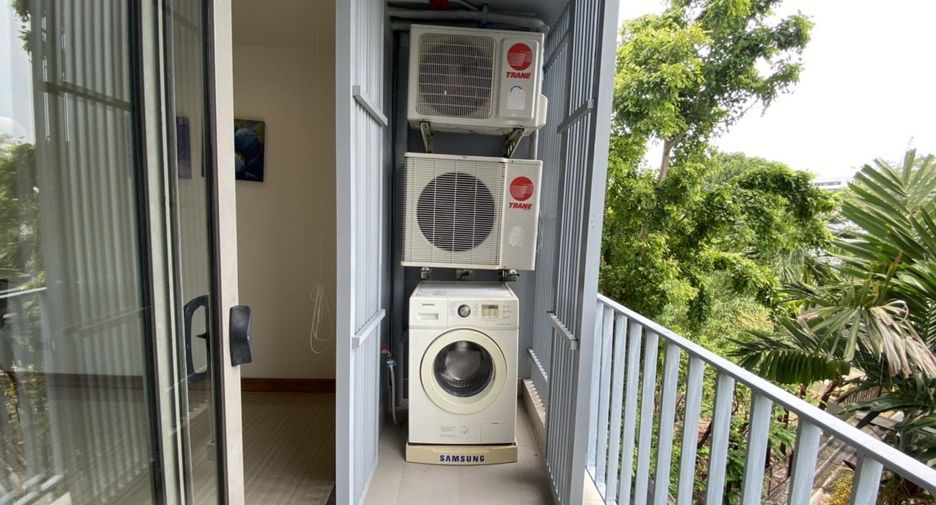 For sale 1 bed condo in Watthana, Bangkok