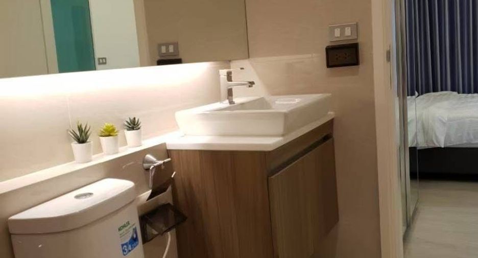 For rent 1 bed condo in Khlong Toei, Bangkok