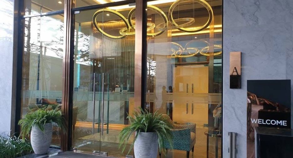 For rent 1 bed condo in Khlong Toei, Bangkok