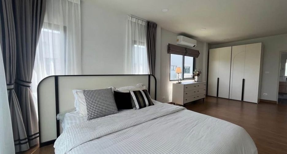 À louer 4 chambres maison à Bang Phli, Samut Prakan